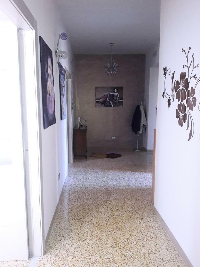 カゼルタLa Casa Di Giuliaアパートメント エクステリア 写真